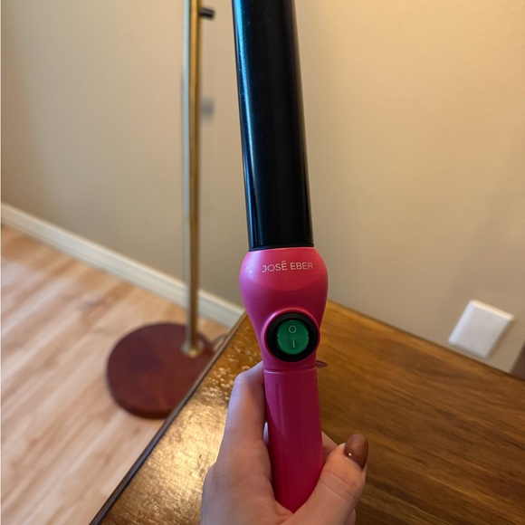 José Eber Pink Curling Wand - Picture 1 of 2